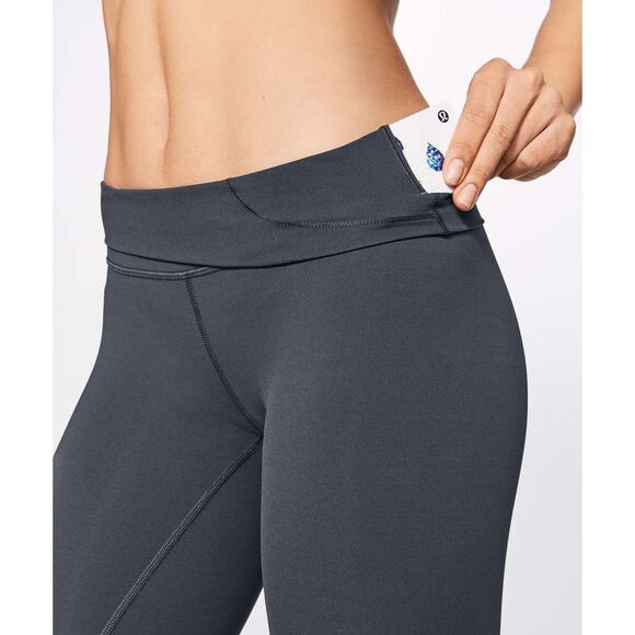 Lululemon Wunder Under Hi-Rise 1/2 Tight Full-On Luxtreme 17" Black Crop Size 6 - Picture 4 of 13